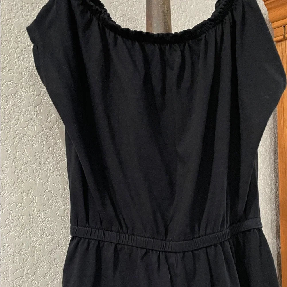Old Navy Black Off-Shoulder Romper Jr Girls XL (14-16) Ruffle neckline like new